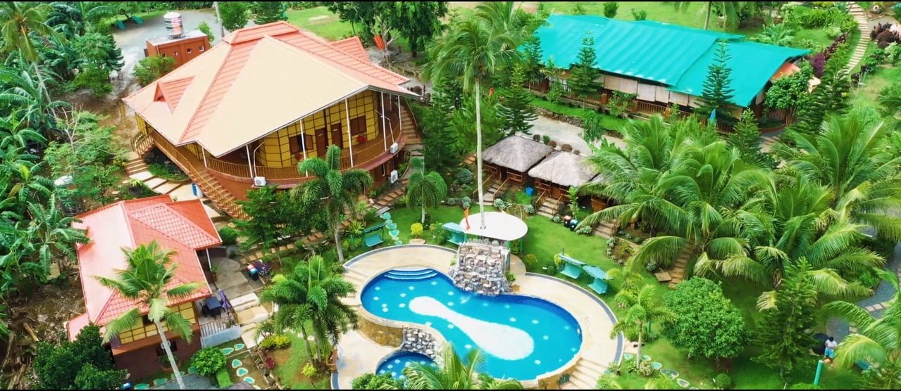 Gratchi’s Getaway Tagaytay Farm Resort