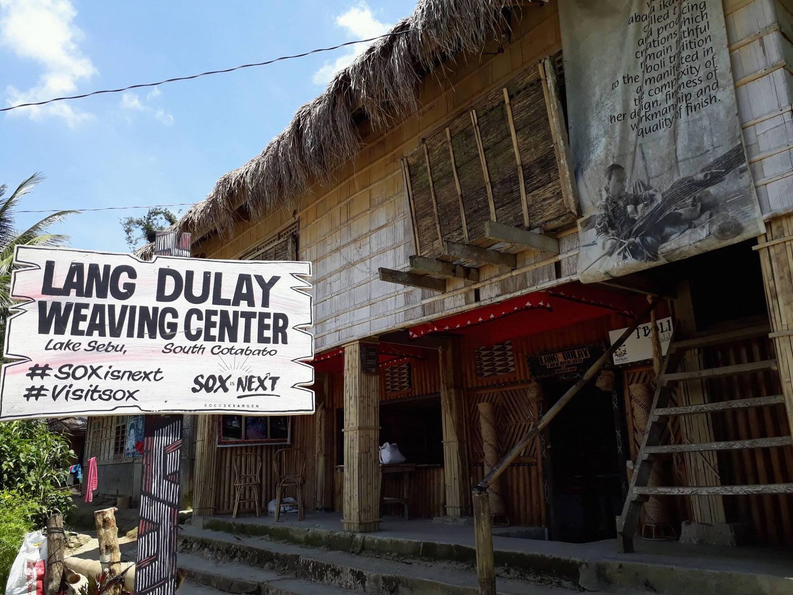 Lang Dulay T'nalak Weaving Center